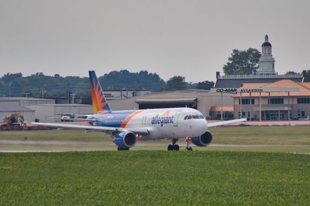 Airbus A320 (N297NV) - Flight departing Bowling Green, KY