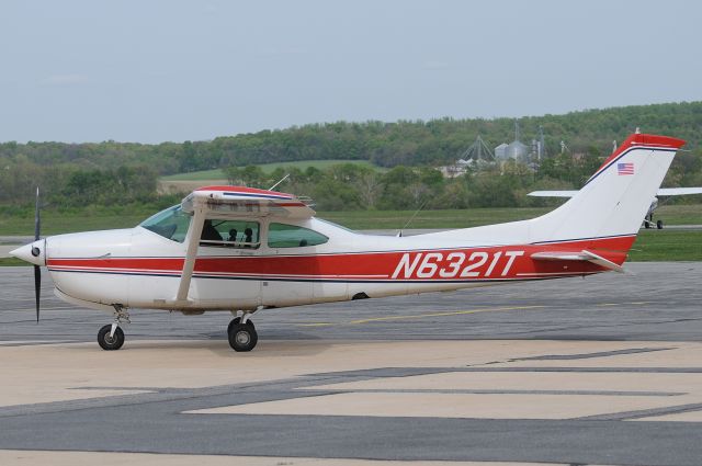 Cessna Skylane RG (N6321T) - Seen at KFDK on 4/20/2010.  Operating as Angel Flight America NGF21T    a href=http://discussions.flightaware.com/profile.php?mode=viewprofile&u=269247  [ concord977 profile ]/a