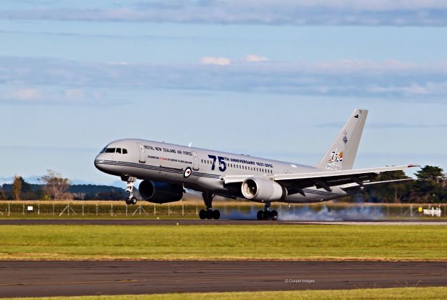 Boeing 757-200 (ANZ7571)