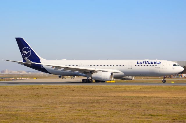 Airbus A330-300 (D-AIKR) - A Lufthansa A330-300 taking off from Frankfurt Airport.br /br /Location: Viewpoint "West Runway"/Aussichtspunkt "Startbahn West".br /Date: 13.02.23 (dd/mm/yy).