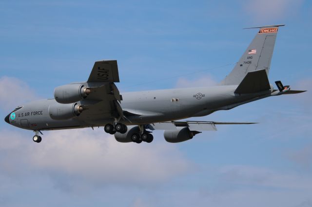 Boeing C-135FR Stratotanker (57-1436)
