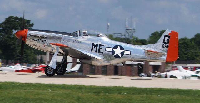 North American P-51 Mustang (N4132A)