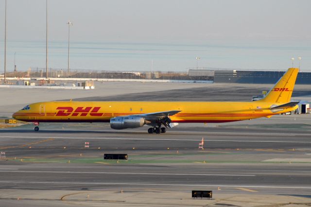McDonnell Douglas DC-8-70 (N805DH)