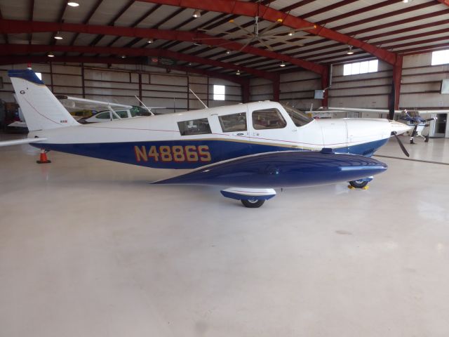 Piper Saratoga (N4886S)