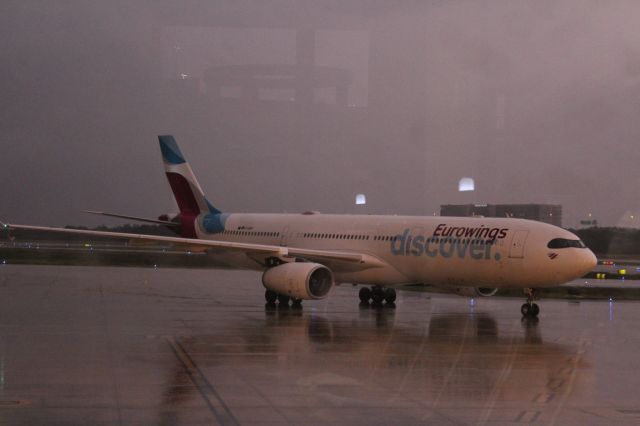 Airbus A330-300 (D-AIKD)
