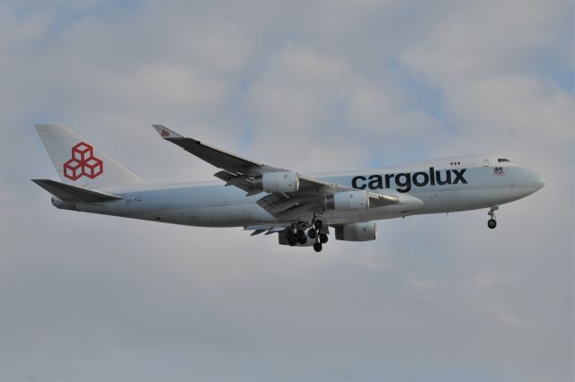 Boeing 747-400 (LX-FCL) - Ex Cathay Bird