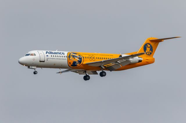 Fokker 100 (VH-UQG)