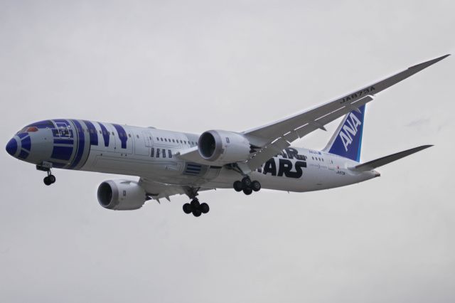 Boeing 787-9 Dreamliner (JA873A)