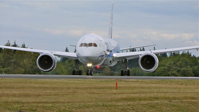 Boeing 787-8 (JA813A) - BOE118 taxis onto runway 34L for a fast taxi test on 8/23/12. (LN:67 c/n 34521).