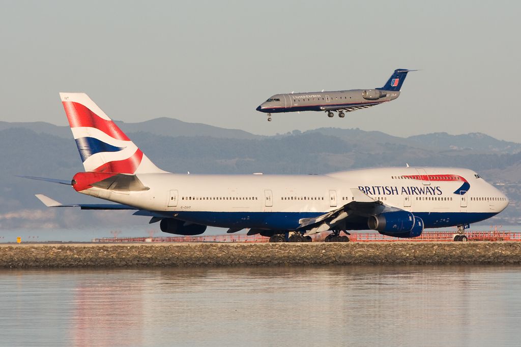 Boeing 747-400 (G-CIVT)