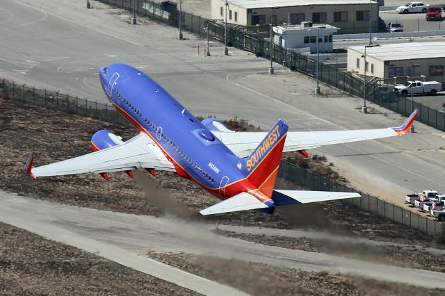 Boeing 737-700 (N428WN)