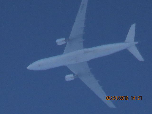 Airbus A330-200 (F-GZCM)