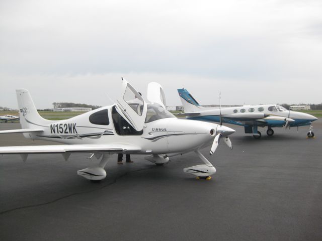 Cirrus SR-22 (N152WK)