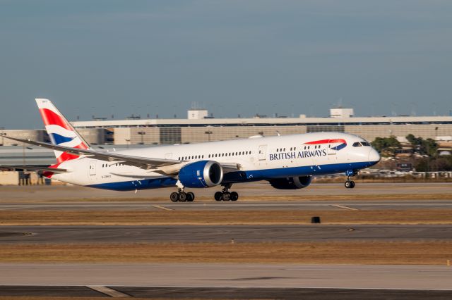 Boeing 787-8 (G-ZBKO) - Taking off out of Bush-Intercontinental, G-ZBKO headed off for a trip across the pond to London.br /br /Also check out my online store at https://jwhatphotography.com Custom prints are available. It will slowly be updated through time. Check out my Patreon at https://www.patreon.com/Jwhatphoto