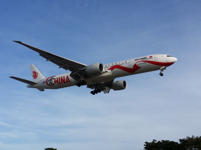 B-2006 — - Air China 777-300ER in "Love China livery ".  @ LAX.