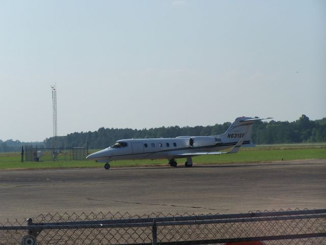 Learjet 31 (N631SF) - Sanderson Farms Learjet 31 landing from Easterwood Field into Laurel,MS on 6/16/09