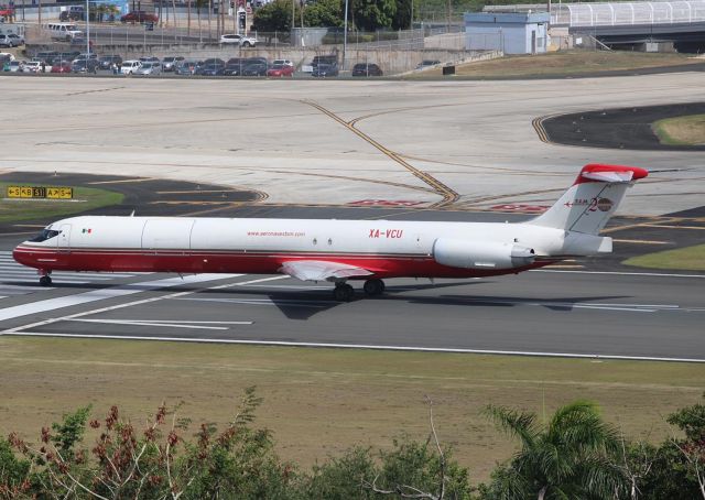 McDonnell Douglas MD-83 (XA-VCU)