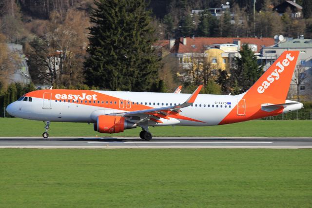 Airbus A320 (G-EZRO)