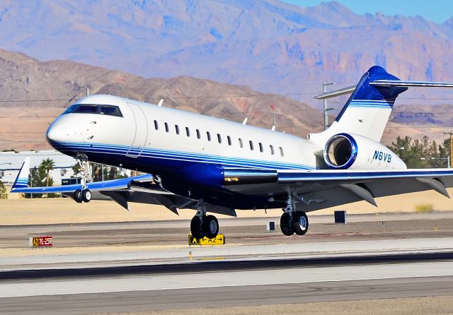 Bombardier Global Express (N6VB) - N6VB Bombardier BD-700-1A10 (cn 9144) Global Express -  Las Vegas - McCarran International (LAS / KLAS) USA - Nevada, November 25, 2011 Photo: TDelCoro