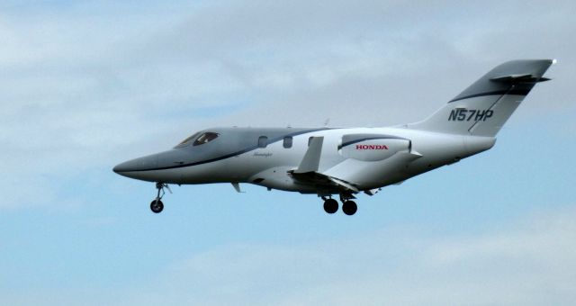 Honda HondaJet (N57HP) - On final is this 2019 Honda HondaJet in the Autumn of 2020.