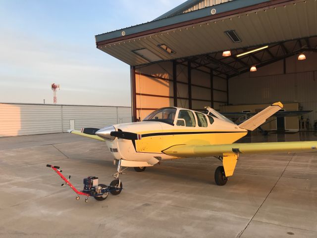 Beechcraft 35 Bonanza (N199AA)