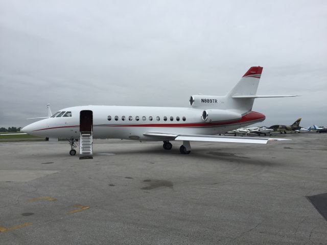 Dassault Falcon 900 (N960CL)