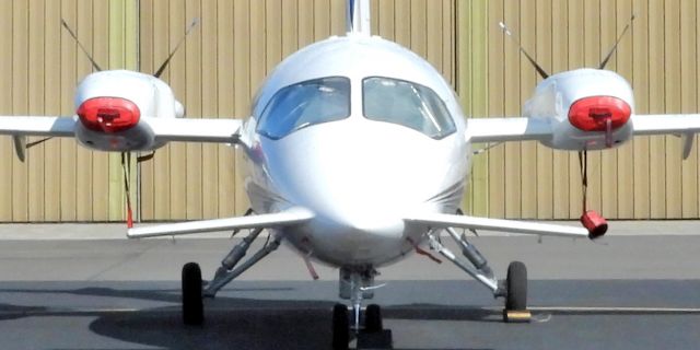 Piaggio P.180 Avanti (N590ML)