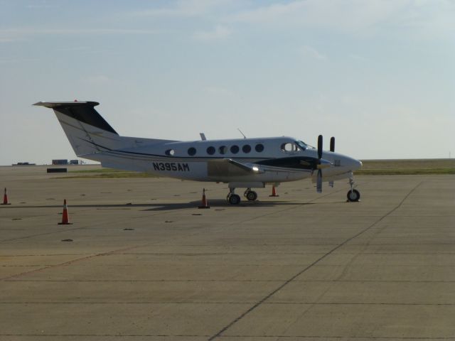 Beechcraft Super King Air 200 (N395AM)