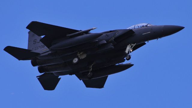 88-1708 — - AF88-1708 F-15E Strike Eagle