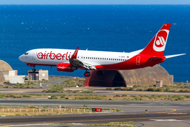 Boeing 737-800 (D-ABKM) - 23.11.2016