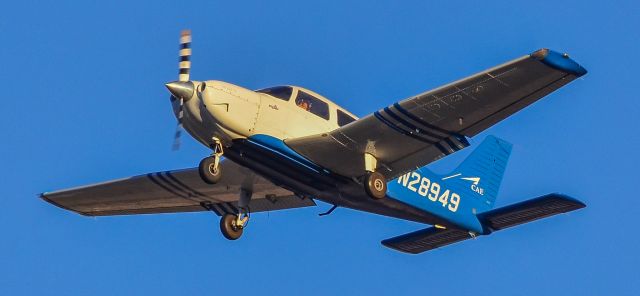 Piper Cherokee (N28949) - N28949 Piper PA-28-181 Archer TX s/n 2881257 CAE Oxford Aviation Academy - North Las Vegas Airport  KVGTbr /Photo: TDelCorobr /December 6, 2024