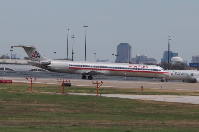 McDonnell Douglas MD-80 (N7520A)
