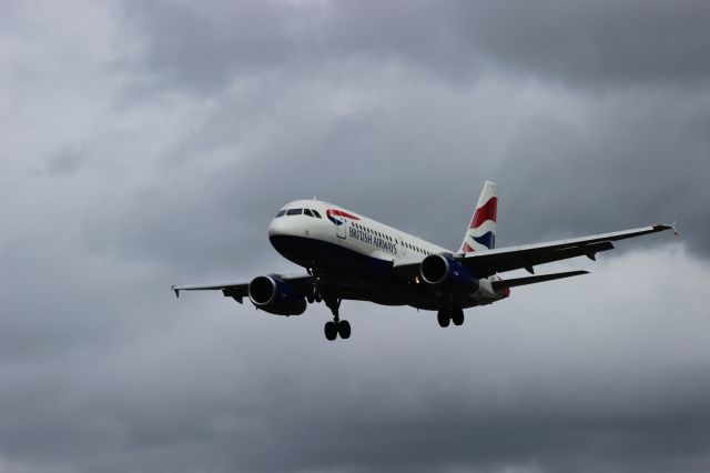 Airbus A319 (G-EUPV)