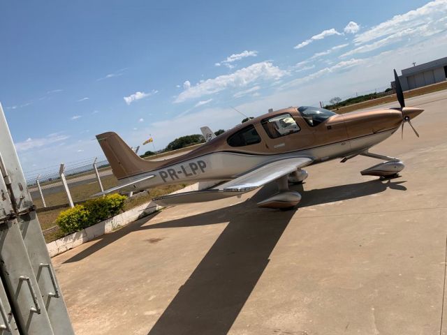 Cirrus SR-22 (PR-LPP)