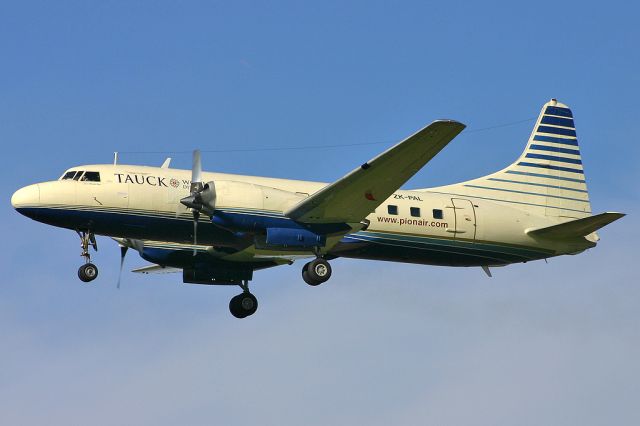 CONVAIR CV-580 (ZK-PAL)