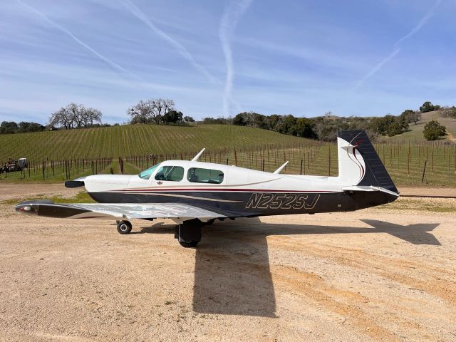 Mooney M-20 Turbo (N252SJ) - Landed at Halter Ranch winery for lunch. A beautiful place. Highly recommend.