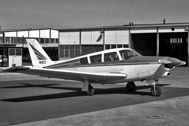 Vans RV-6 (VH-RTJ) - PIPER PA-24-260 COMANCHE B - REG VH-RTJ (CN 24-4567) - ESSENDON MELBOURNE VIC. AUSTRALIA - YMEN (18/3/1979)