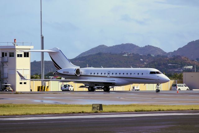 Bombardier Global Express (N160QS)