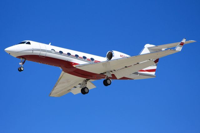 Gulfstream Aerospace Gulfstream IV (N502P)