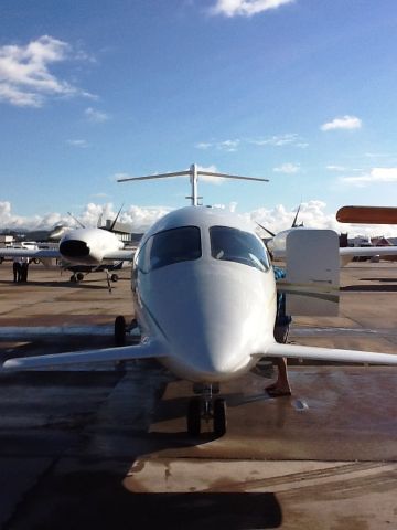 Piaggio P.180 Avanti (N990RS) - Getting fueled for MCAS 2012 static display