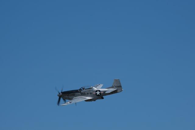 North American P-51 Mustang (N551CF)