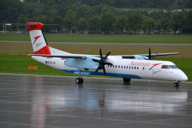 de Havilland Dash 8-400 (OE-LGC)