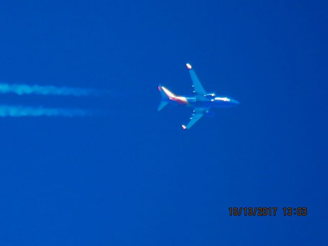 Boeing 737-700 (N778SW)