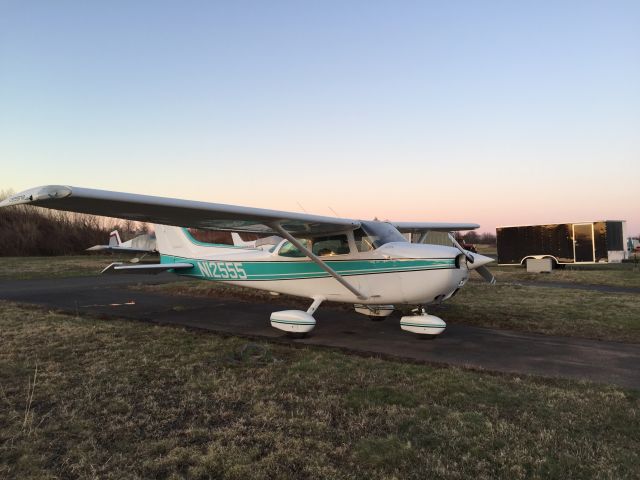 Cessna Skyhawk (N12555)