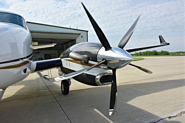 Beechcraft King Air 90 (N524CV)