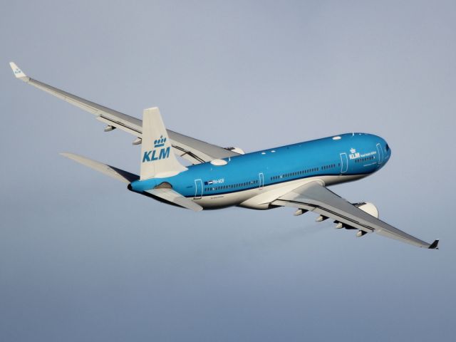 Airbus A330-200 (PH-AOF)