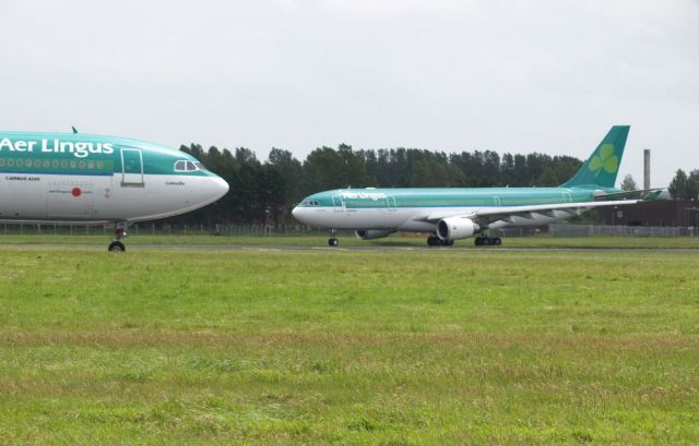 Airbus A330-300 (EI-CRK)