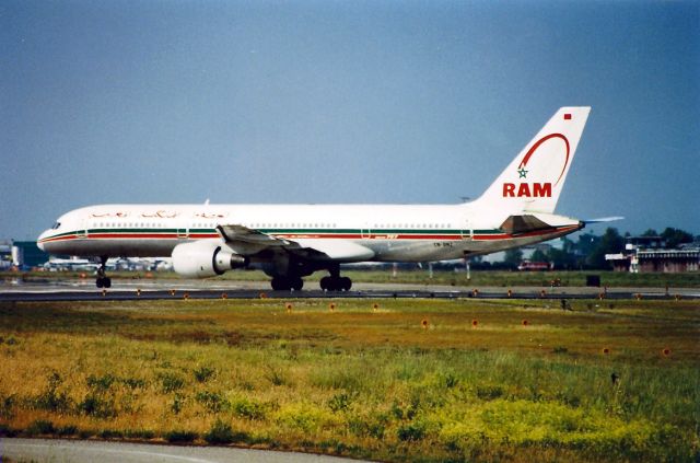 Boeing 757-200 (CN-RMZ)