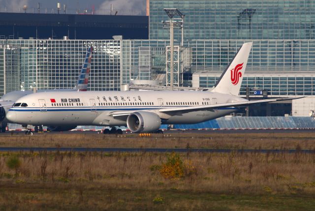 Boeing 787-9 Dreamliner (B-1368)