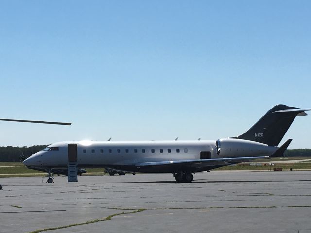 Bombardier Global Express (N12G) - Bombardier Global 6000 at East Hampton Airport